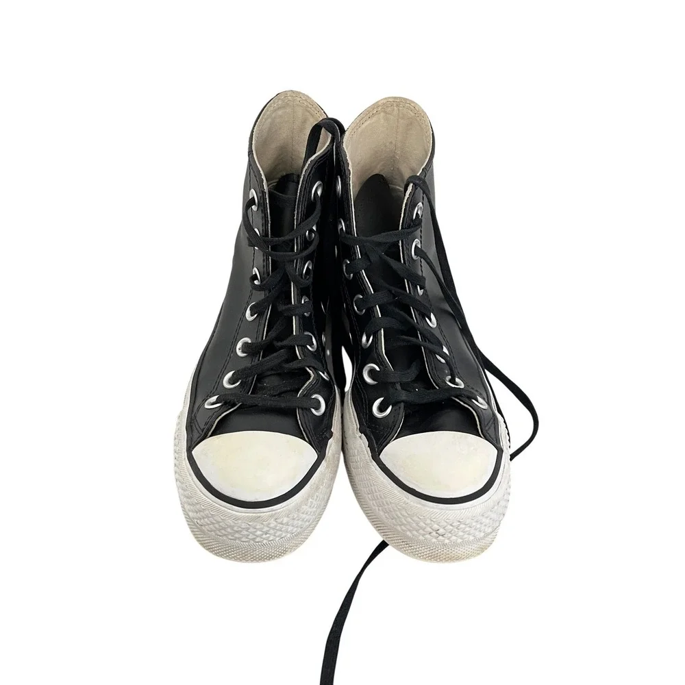 Converse very good